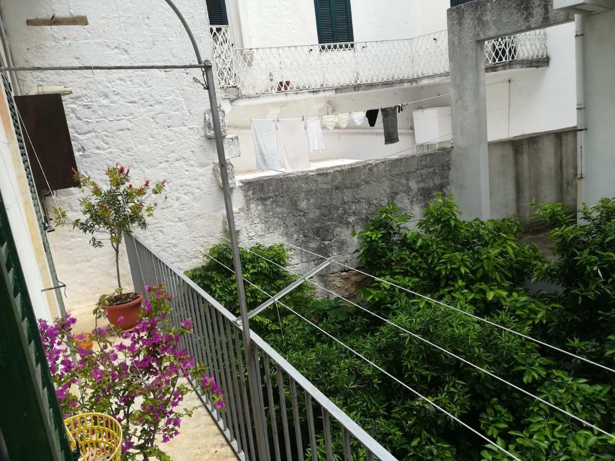 Casa Vacanza La Stradella Остуни Экстерьер фото