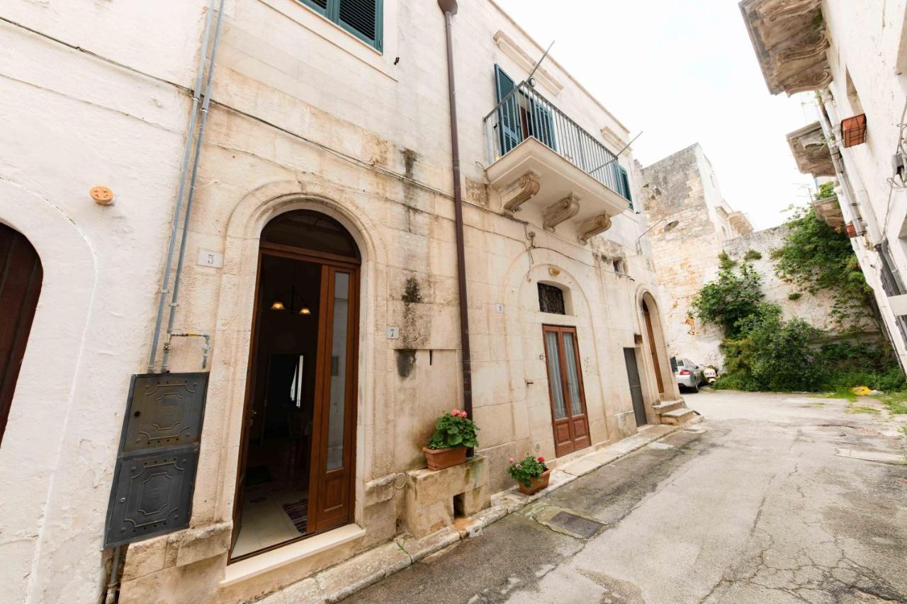 Casa Vacanza La Stradella Остуни Экстерьер фото