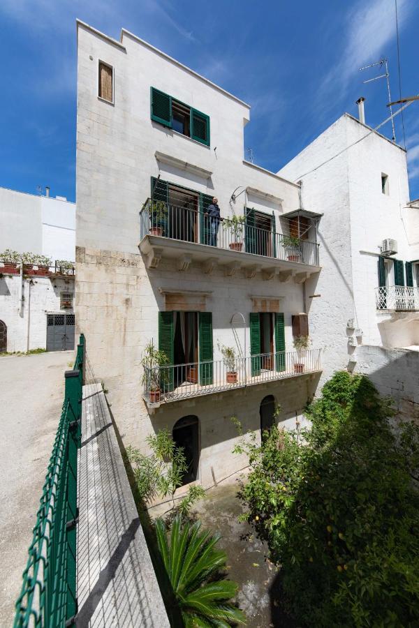 Casa Vacanza La Stradella Остуни Экстерьер фото