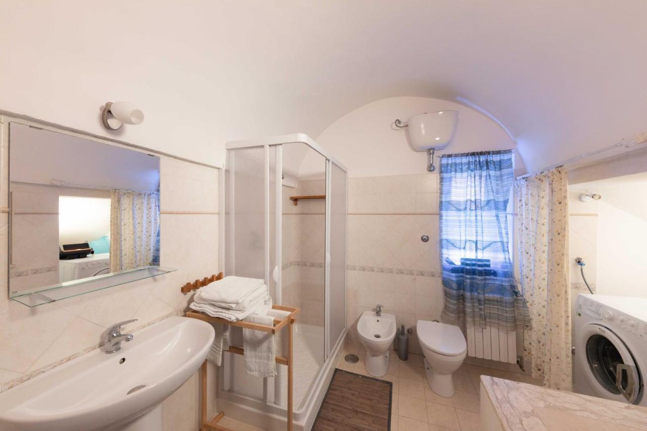 Casa Vacanza La Stradella Остуни Экстерьер фото
